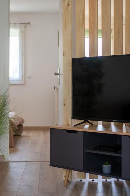 Fully Equipped Apartment With Parking 6 Beds Μασσαλία Εξωτερικό φωτογραφία